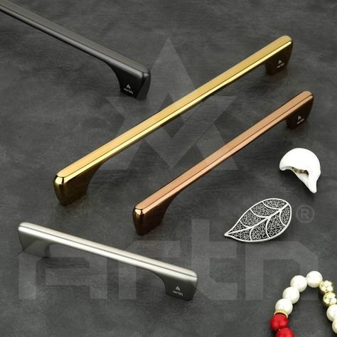Designer Handle 06